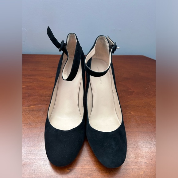 Marc Fisher black suede leather ankle strap pump. size 10M - Picture 4 of 14